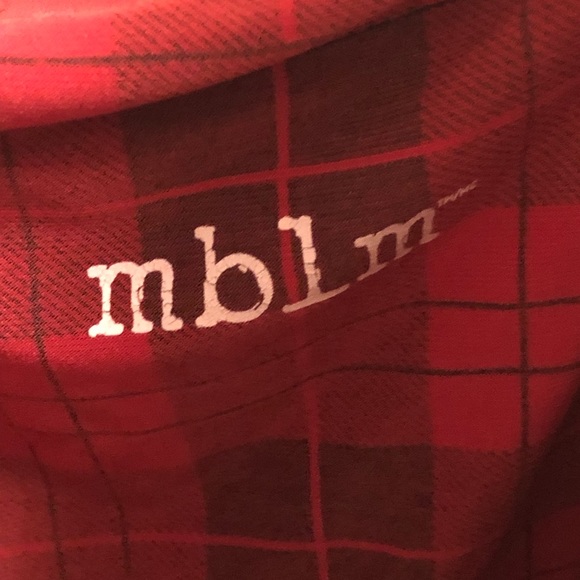 Red plaid tank - Picture 2 of 3